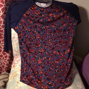 LuLaRoe Randy tee